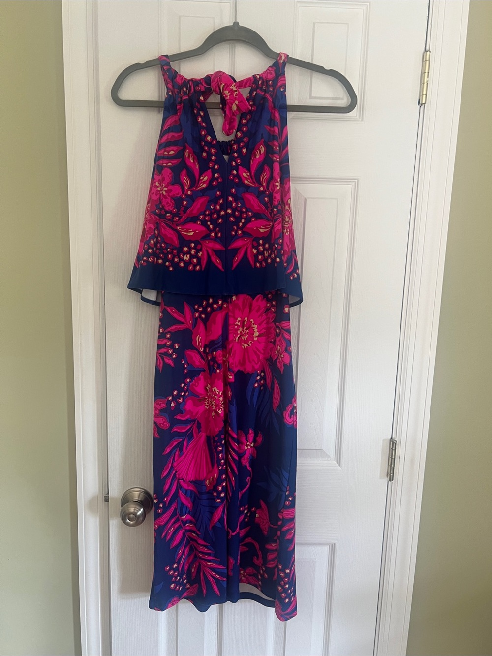 Lilly Pulitzer Navy and Hot Pink Tropical Print dress. Stella Mae halter dress - Picture 4 of 7